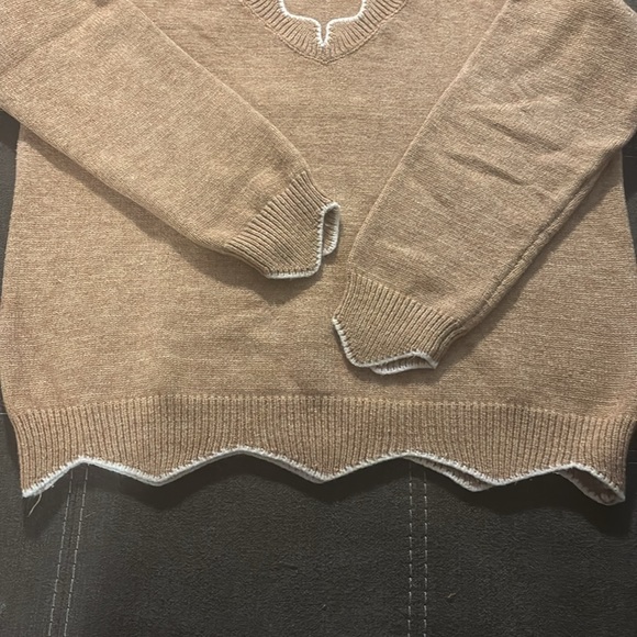 👀Tan With White Trim Sweaters! 👀 - Picture 4 of 5